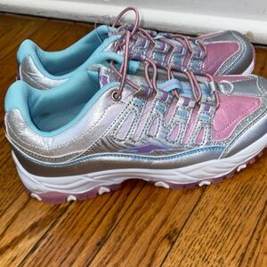 Avia Vibrant Silver and Pink Sneakers size 4